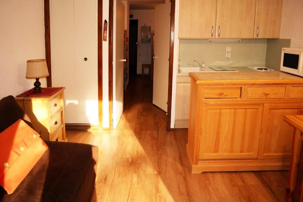 Résidence Le Pouzenc - Studio 6 personnes accès direct aux pistes MAE-7004 - 5