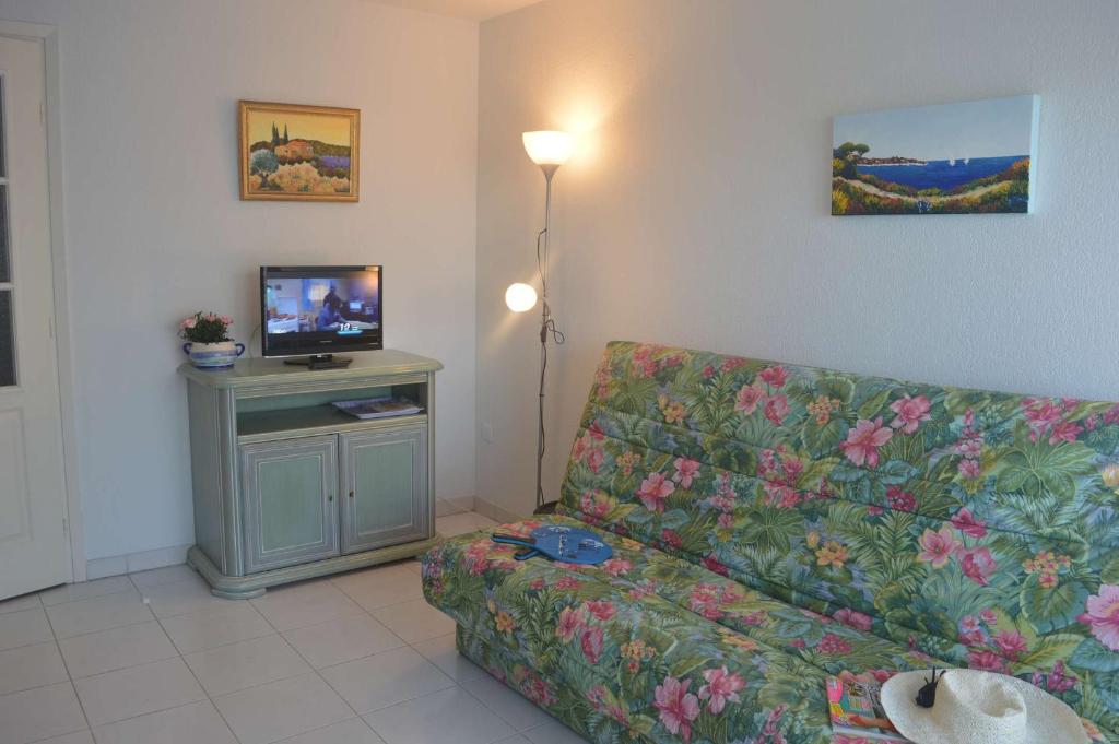 FS280-645 Appt studio cabine 4 personnes FREJUS - 4