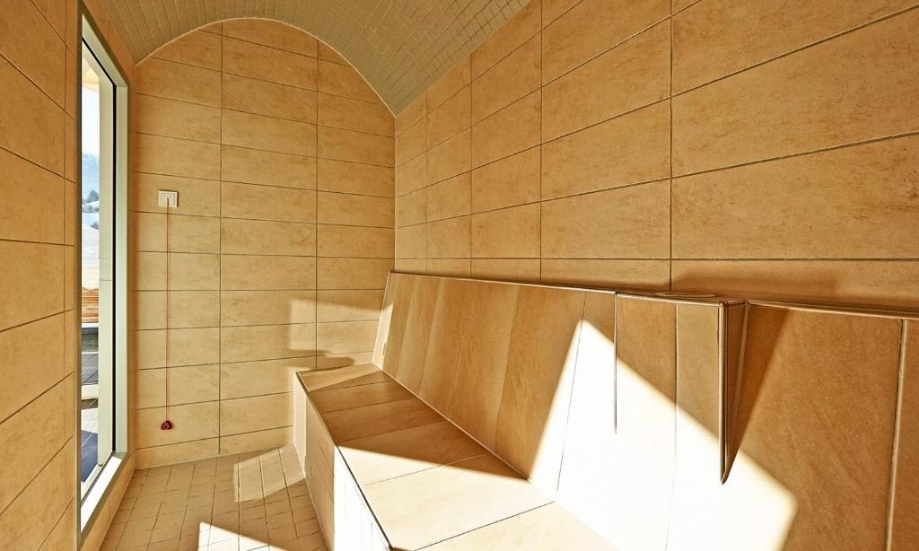 Steamroom