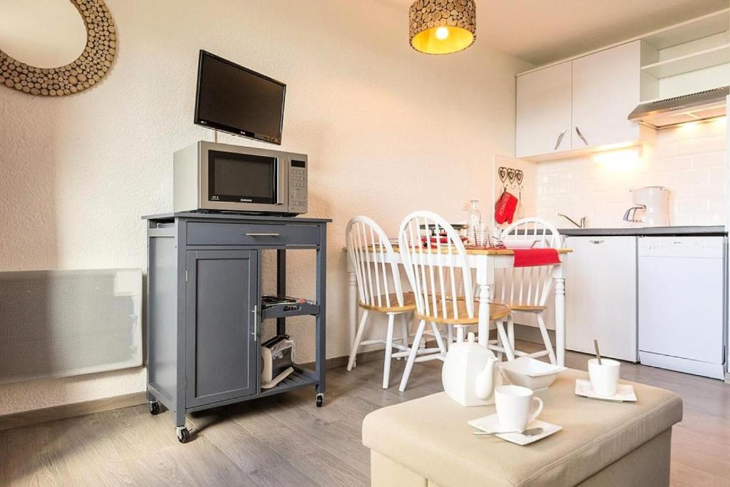 Résidence Boedette A - Appartement rénové · Départ et retour skis aux pieds · Balcon vue montagnes MAE-1114 - 3