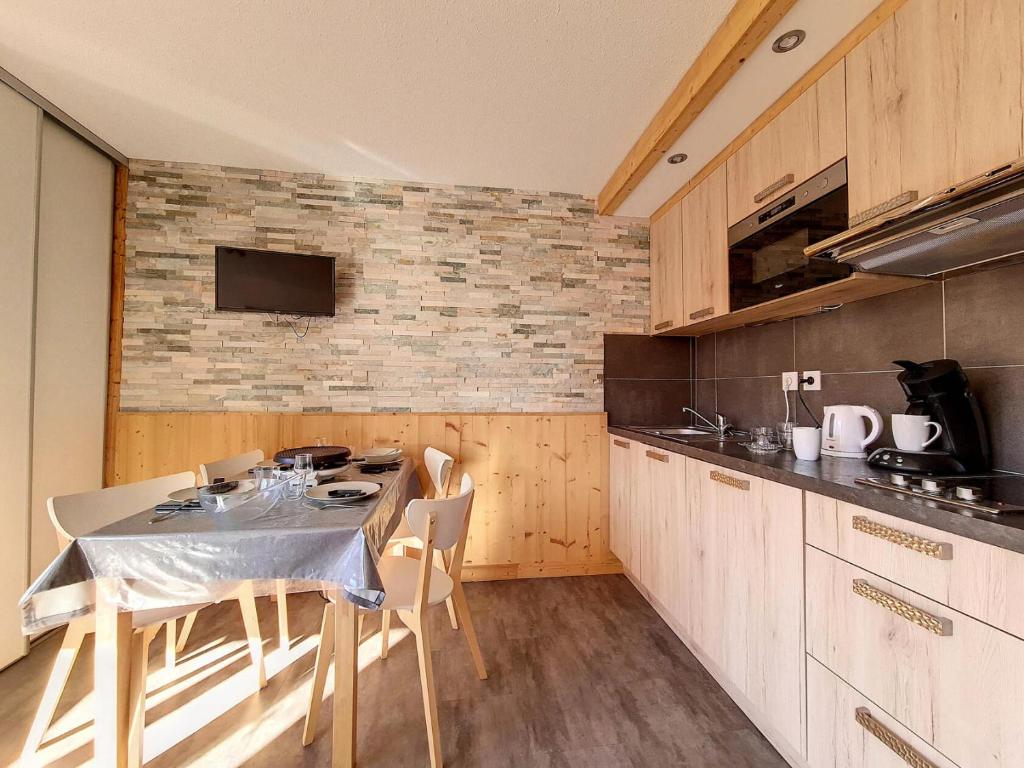 Résidence Ski Soleil - Appartement rénové · Départ ski aux pieds · Balcon MAE-1254 - 2