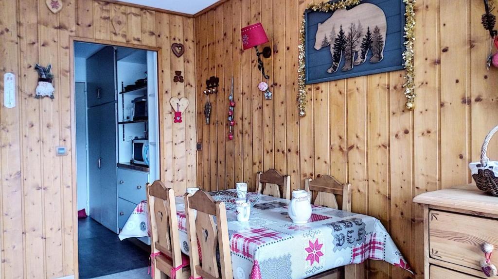 Résidence Les Charmettes - Studio lumineux avec coin montagne · Au pied des pistes · Balcon MAE-2834 - 3
