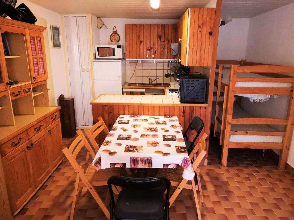 Résidence Maryland 1 Et 2 - Appartement deux pièces coin nuit 6 couchages PORT LEUCATE. Réf: 1MRL_3D MAE-5424 - 5