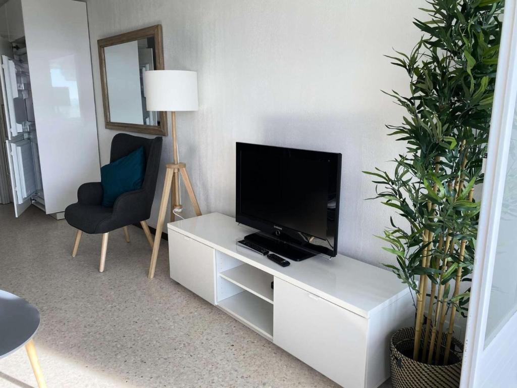 Résidence Porquerolles - Joli T1 à Bandol avec vue petite vue mer MAE-8734 - 5