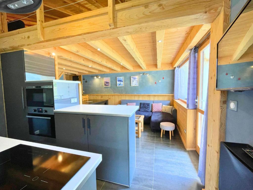 Résidence Campanules - Ski aux pieds, appartement pour 6 personnes tout en bois au coeur des Ménuires MAE-9071 - 4