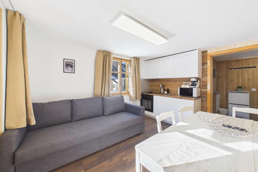 Spacious Alpine Family Apartment near Zermatt - 5