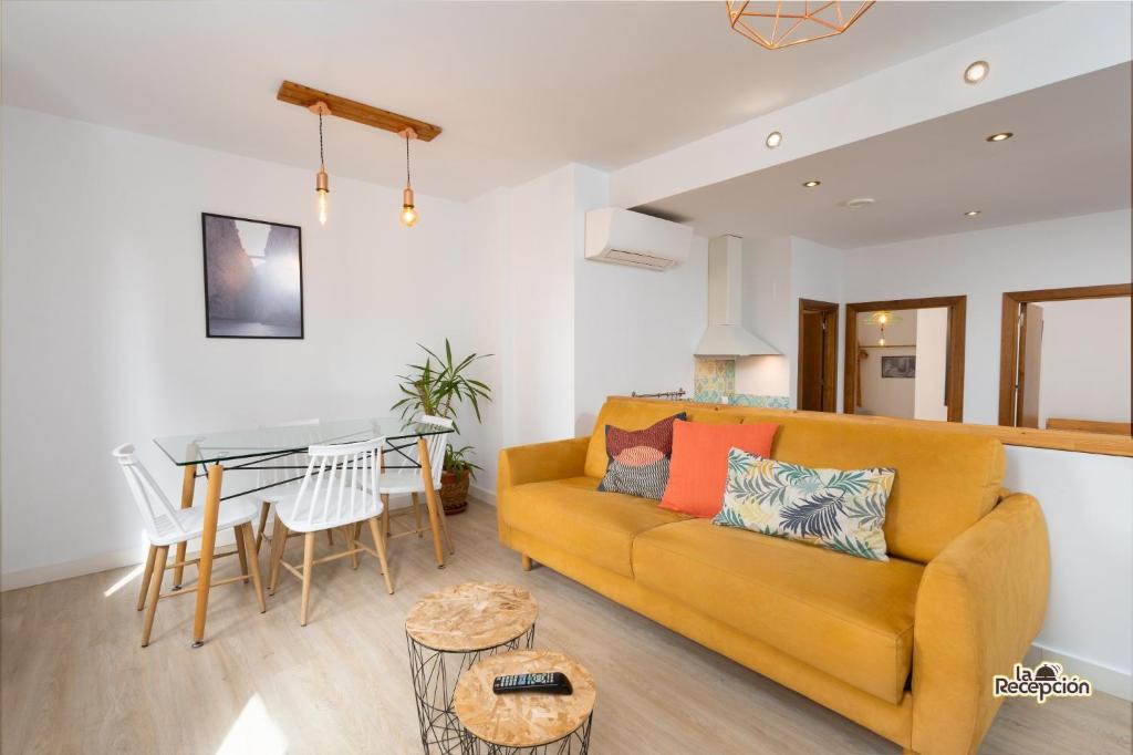 C17 City Centre - Parking & Comfort - 1