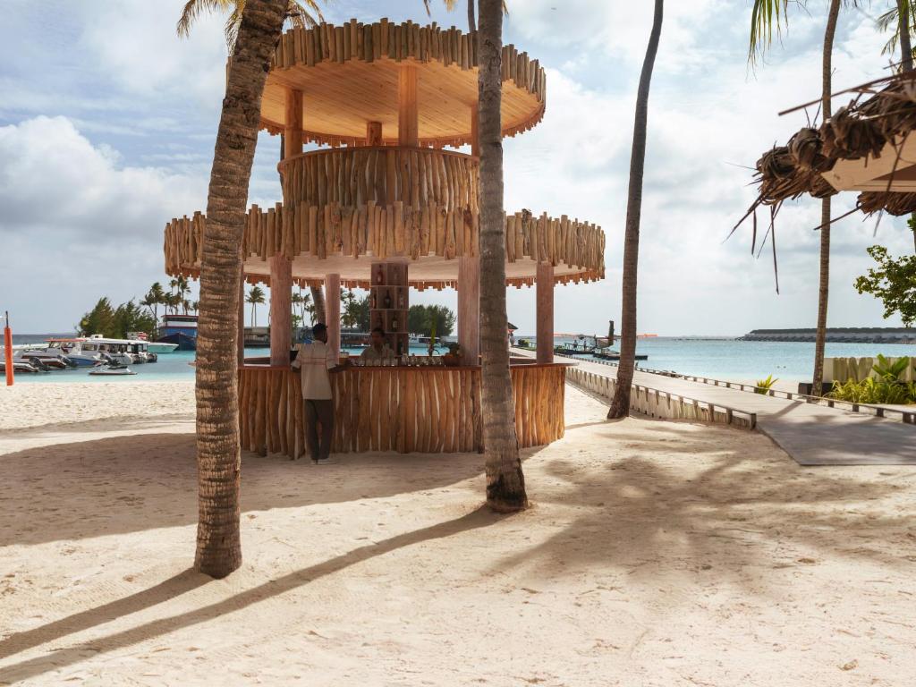 フロント・ロビー