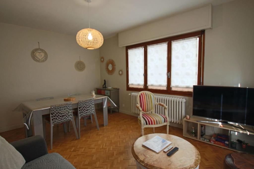 Appartement T2 55 m2 une chambre et garage - 3