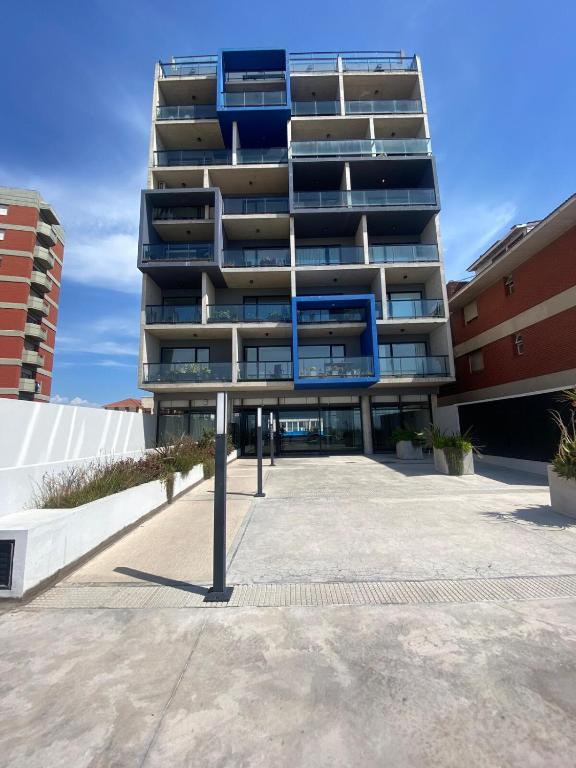 Departamento vanguardista frente al mar - 2