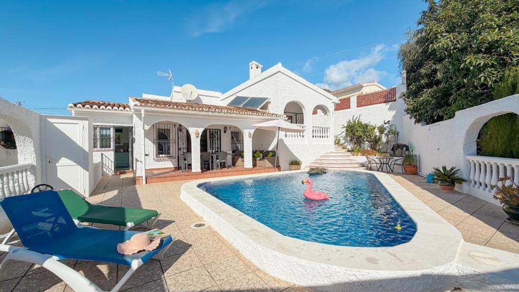 Villa Acebo with Private Swimming Pool in Nerja - 2
