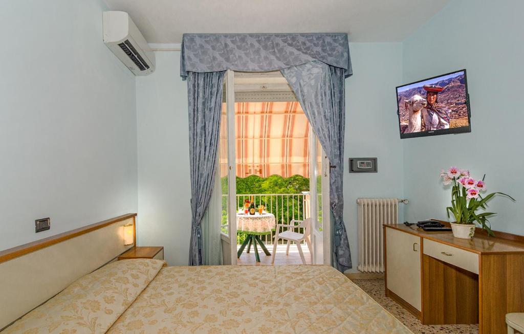 Hotel Lido - 3
