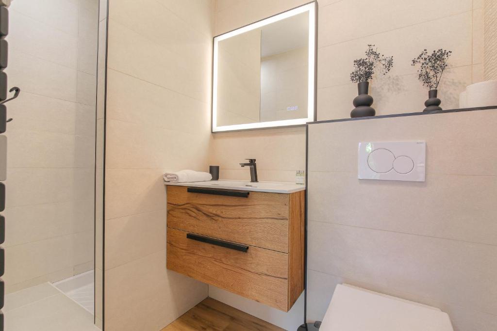 Studio chic piscine, jardin et parking, Lyon 3 - 5