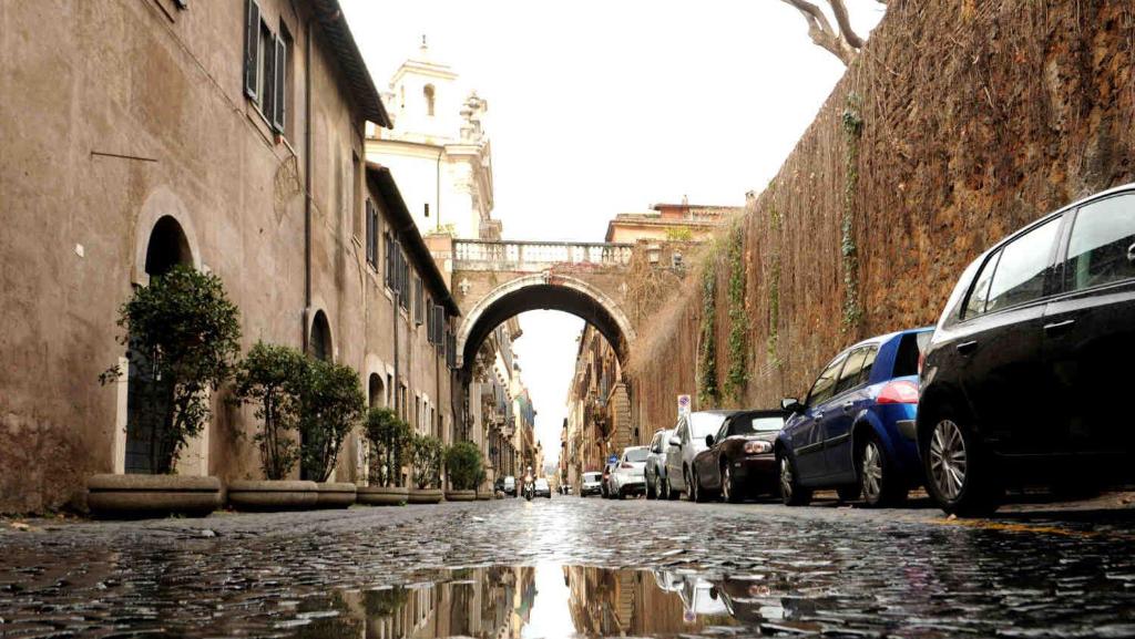 Heart of Rome - 1