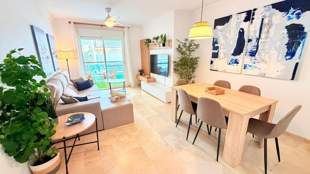 Room City Estepona M Méndez Cozy 3BR 2Bath - 1