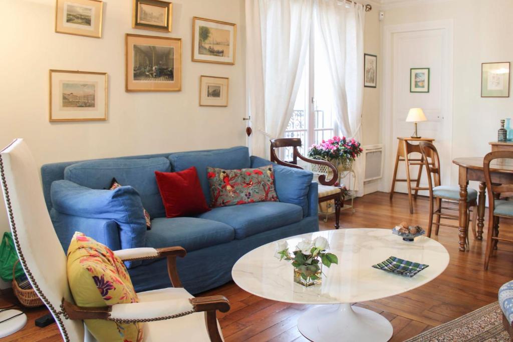 Appartement intemporel dans un immeuble hausmanien - 2