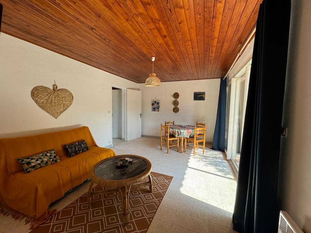 Maison Les Agrumes, 5' de la mer, climatisation, jardin, parking - 3