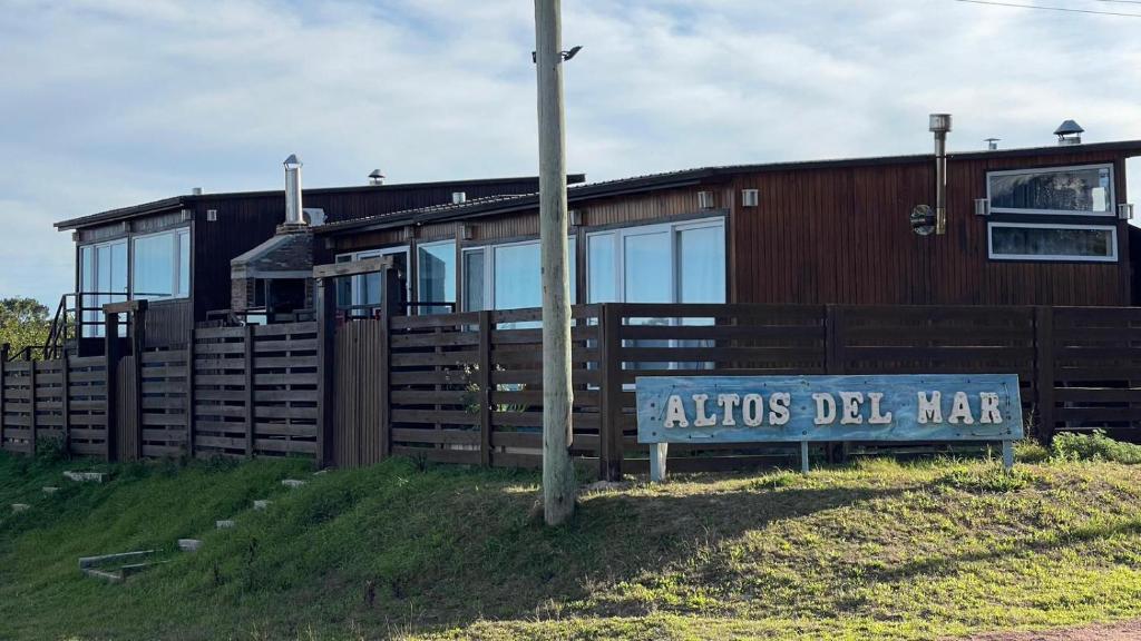 Altos del Mar - 1