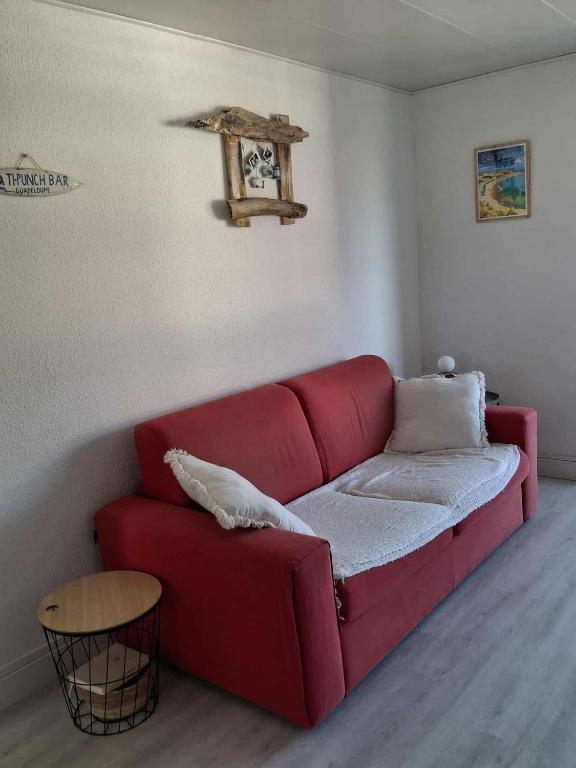 Charmant T2 avec loggia - Port Malfato - Rénové et lumineux - 4