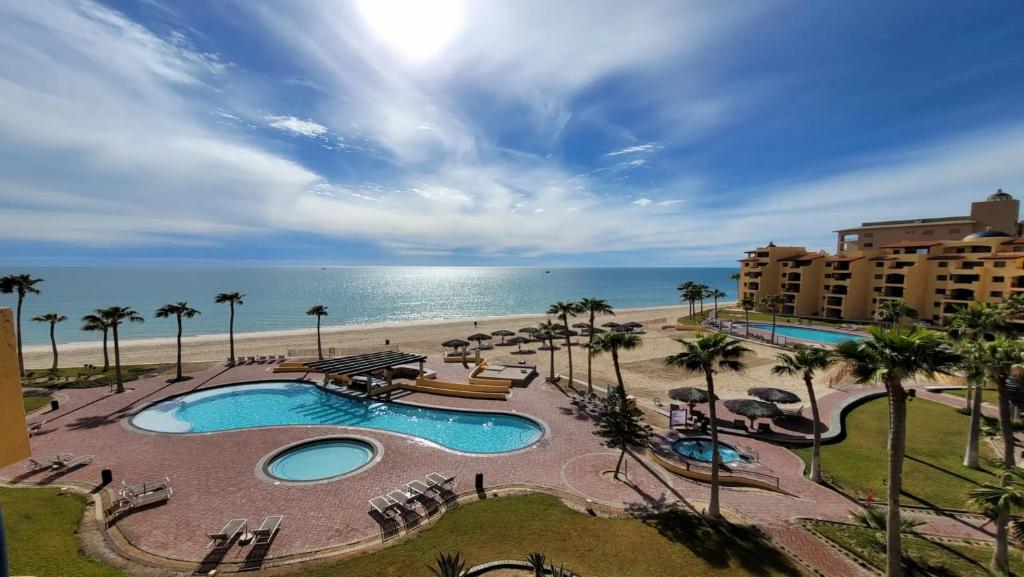 Two-Story 2-Bedroom Beachfront Penthouse at Princesa Resort - BeachBumCondos - 3