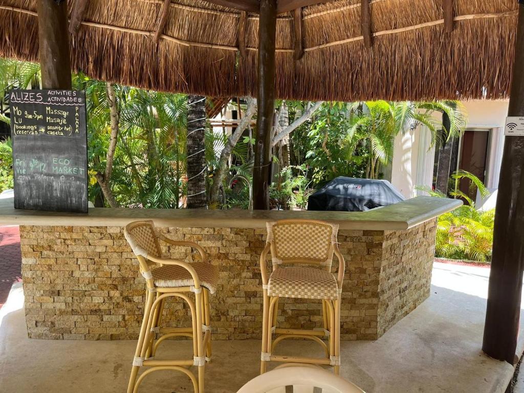 Amazing two bedroom condo steps from Coco Beach - 4