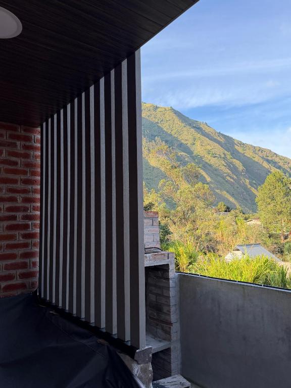 Relajate en una TinyHouse privada en Baños de Agua Santa con Jacuzzi y vistas increíbles - 3