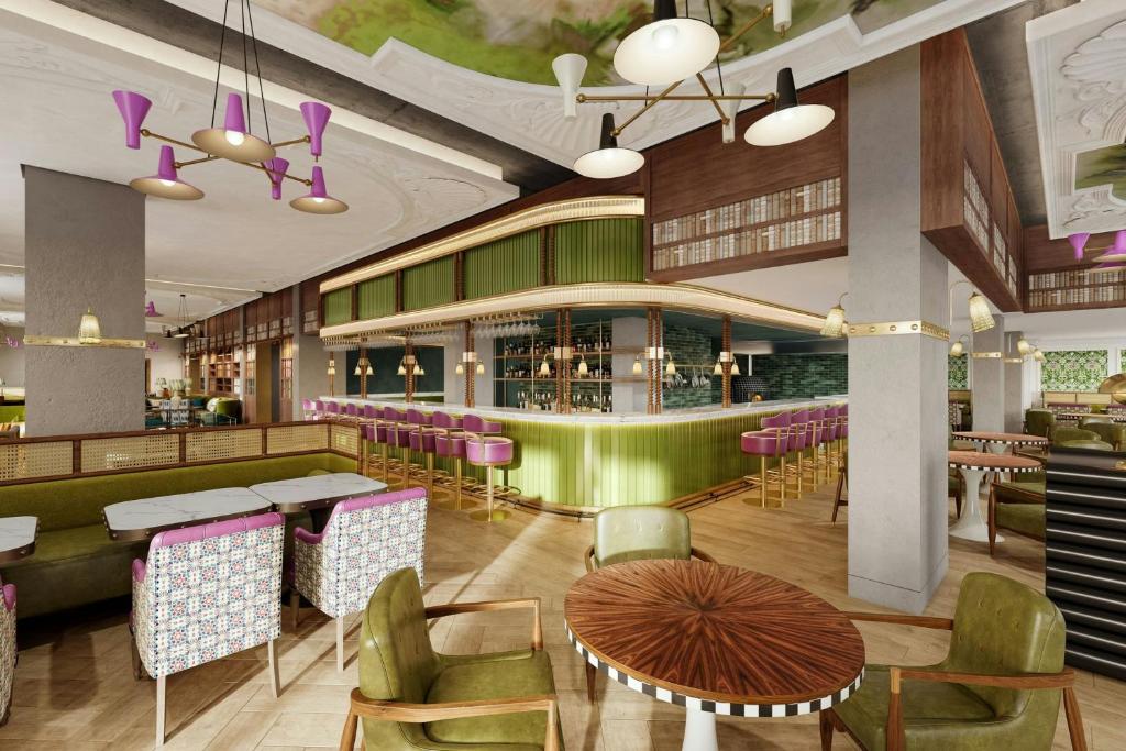 Pub/Lounge