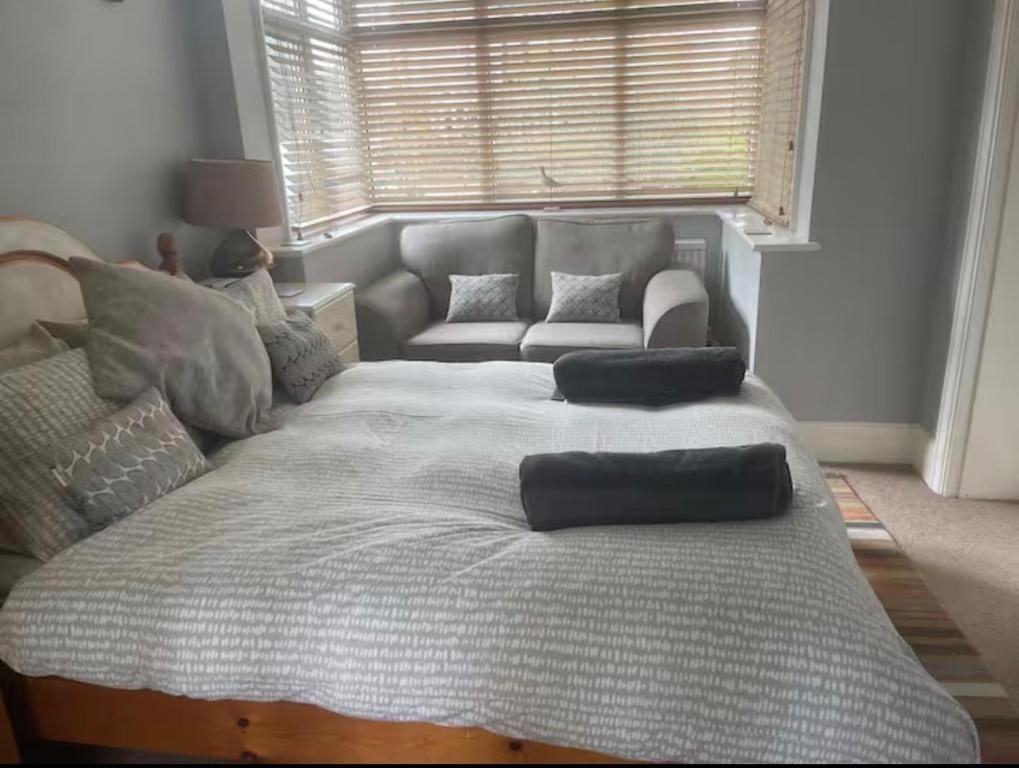 1 Barnes Avenue, Margate - pet-friendly stay