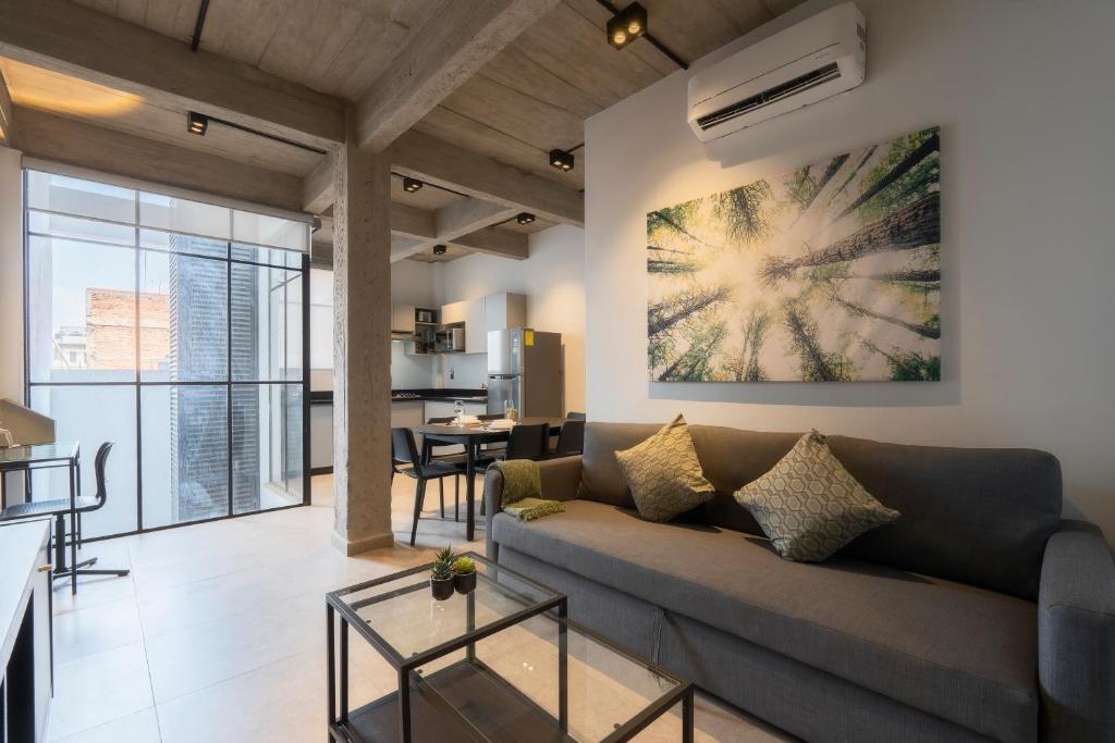 Zielo Rentals Palma ,Private balcony, Rooftop Walk to Zocalo - 2