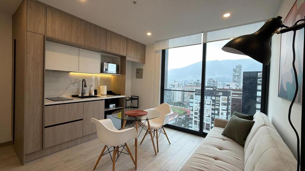 Beautiful Suite View, Wifi, Coworking - 2