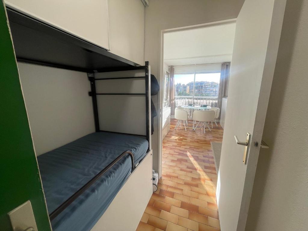 Studio rénové, proche port & village, parking, animaux admis - FR-1-796-83 - 3