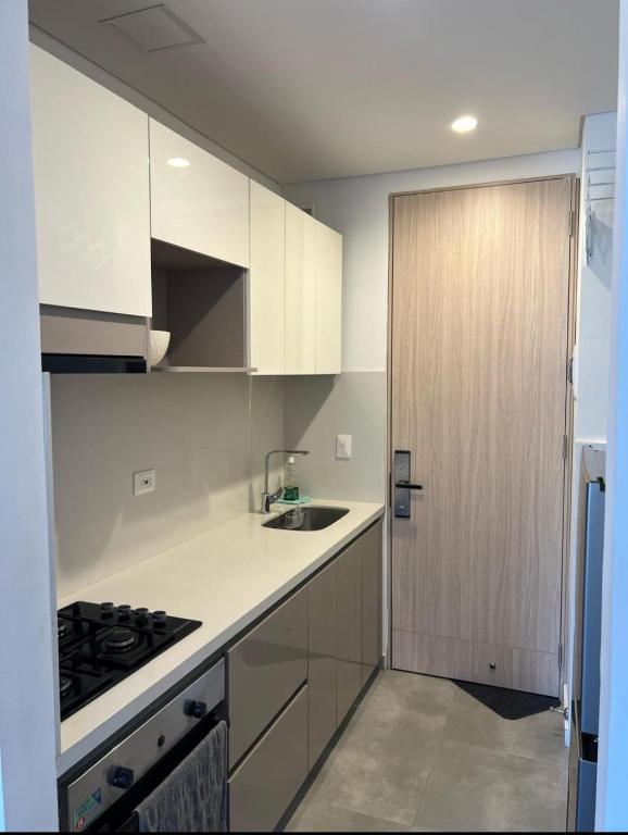 Salguero Suites 817 - 3