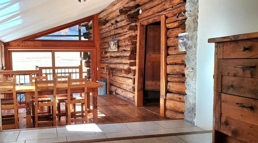 La Maison de Lucien, chalet 4 étoiles pour 10 personnes - 2