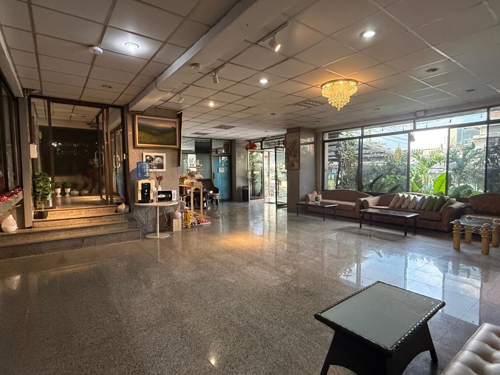 Win Bangna Hotel