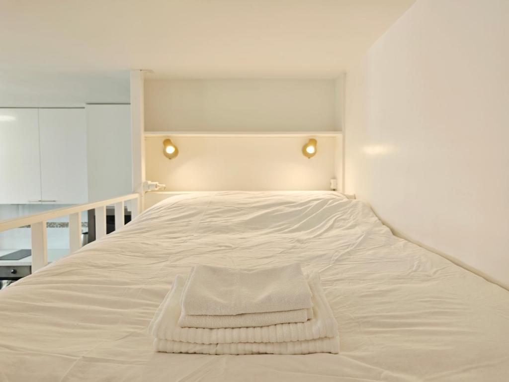 Bright Paris Apt Bastille Nation for 3 Guests - 3