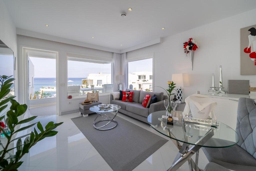 Lani's Suites de Luxe - Adults Only - 3
