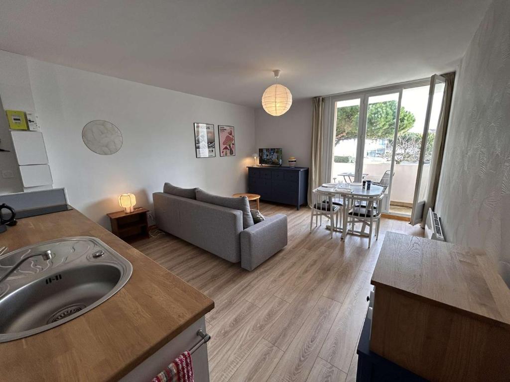 SH210-09D - Appart Studio cabine 4 couchages SAINT HILAIRE DE RIEZ - 2