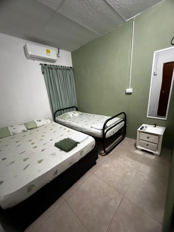 Destiny Cartagena Hostal - 2