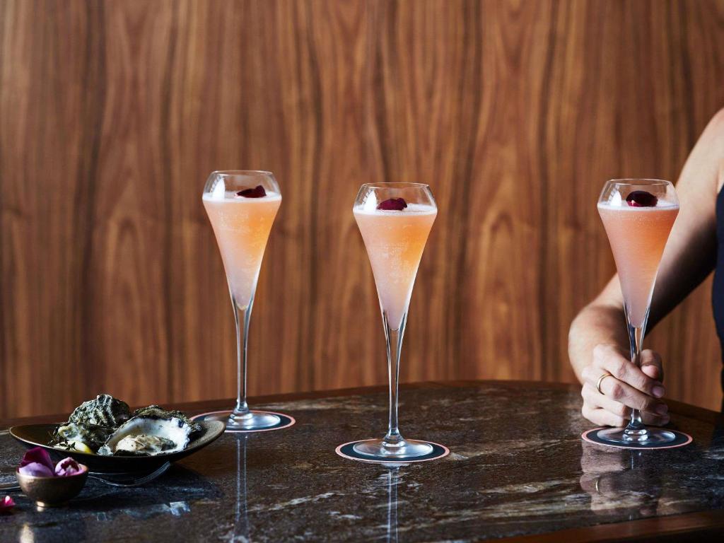 Bar/lounge