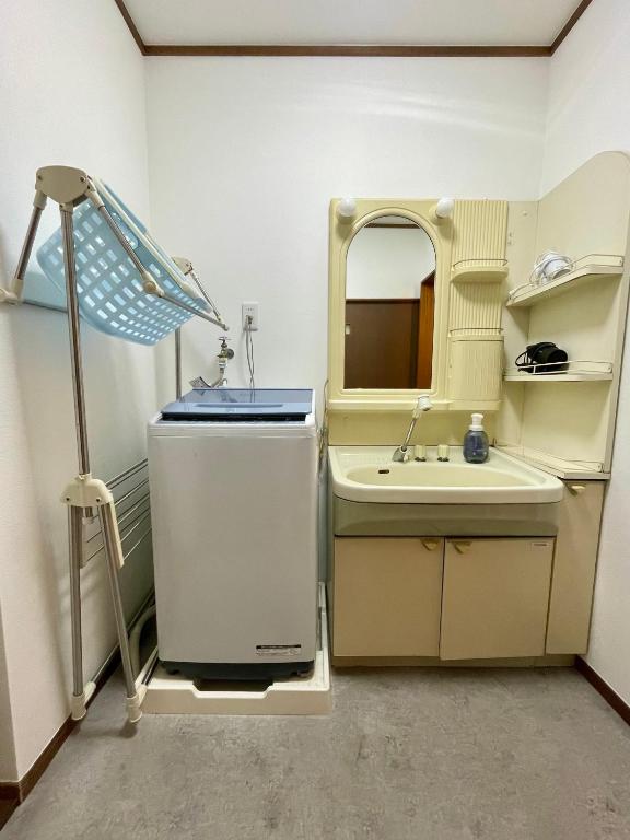 AiES Kita-Senju, 1st floor, 8-minute walk from Kita-Senju Station, direct access to Tokyo Skytree, A