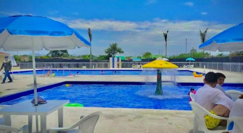 Apartamento exclusivo en ricaurte Cundinamarca - 2