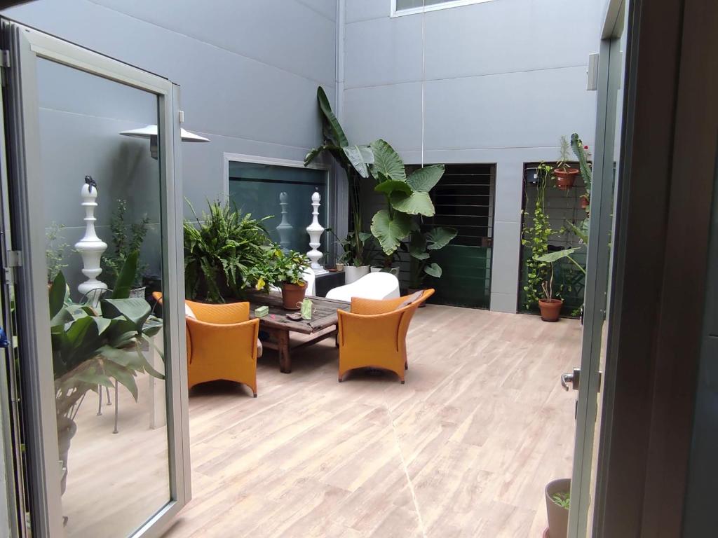 Habitación y baño en planta independiente en centro de sevilla - 3