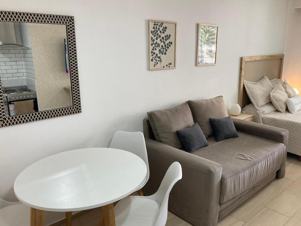 Montañeses 2237 - 3