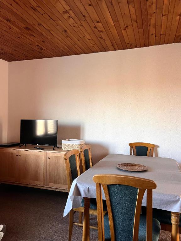 brown bear lodge - 3