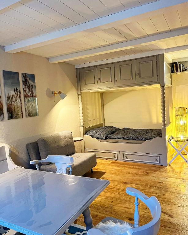 Tonis Appartements Lofer - Sylt Ferienwohnung mit Pool & Bergblick - 2