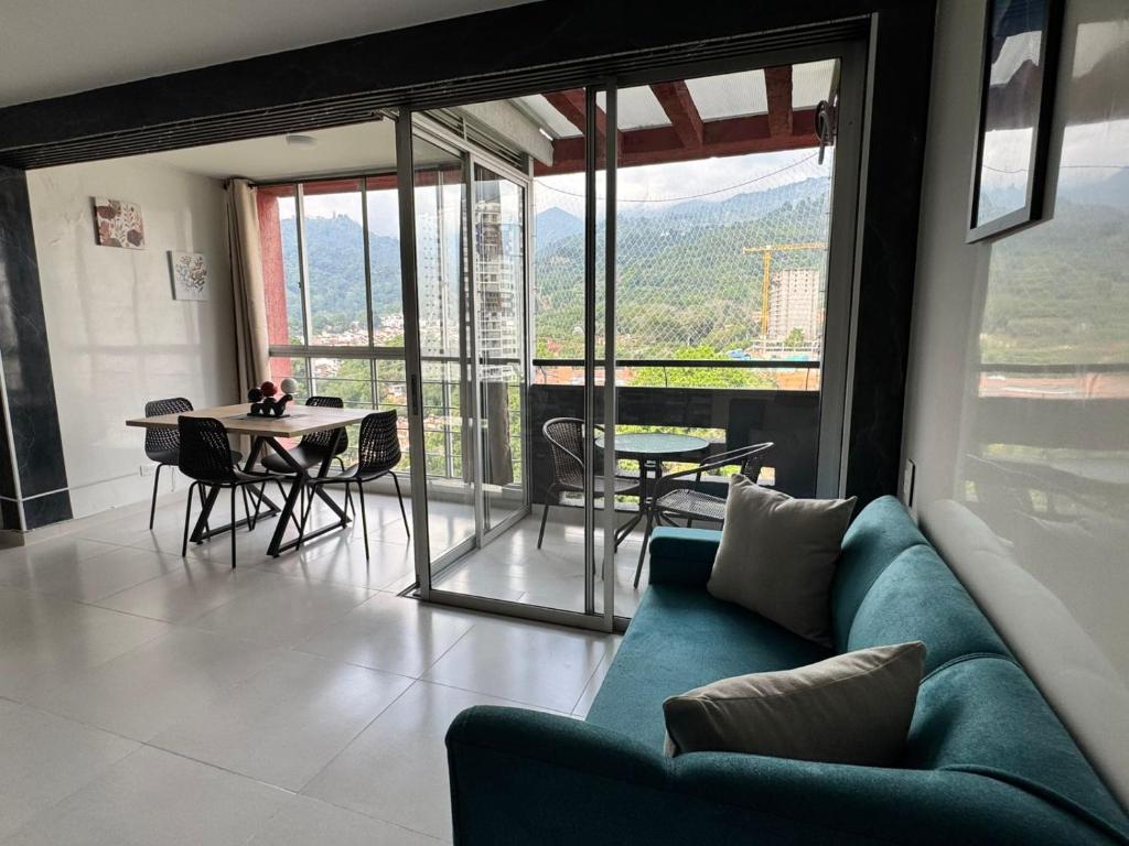 Moderno Apartamento 3 Hab con piscina y vista increible - 1