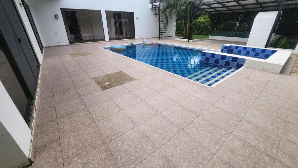 Casa Bella piscina privada en Carmen de Apicalá - 2