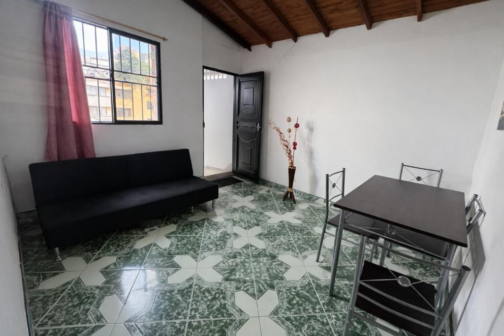 Aparta Suite Torre De Prado Penthouse - 4