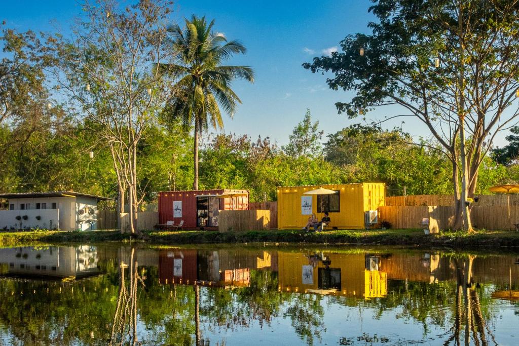 ทัศนียภาพภายนอกโรงแรม