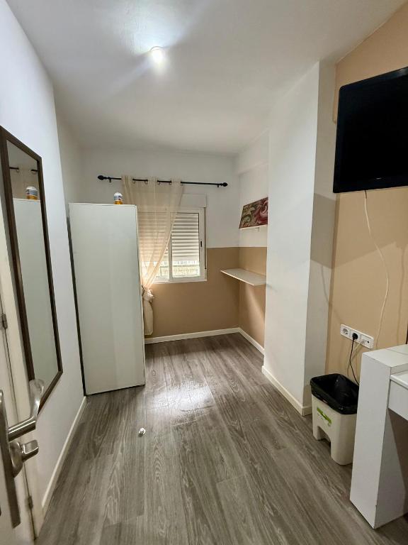 Avenue Rooms - 5